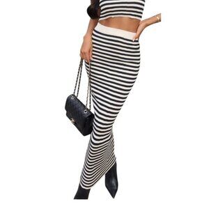 Stitch and Feather NWT Striped Black and Tan Knit Skirt I Size: M